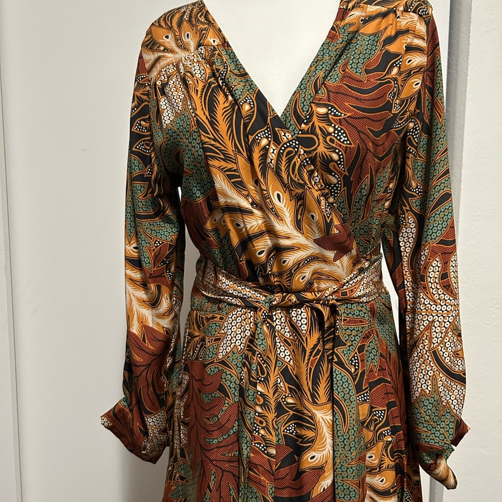 Natalie Martin Elegant Multicolor Wrap Dress - Picture 4 of 9
